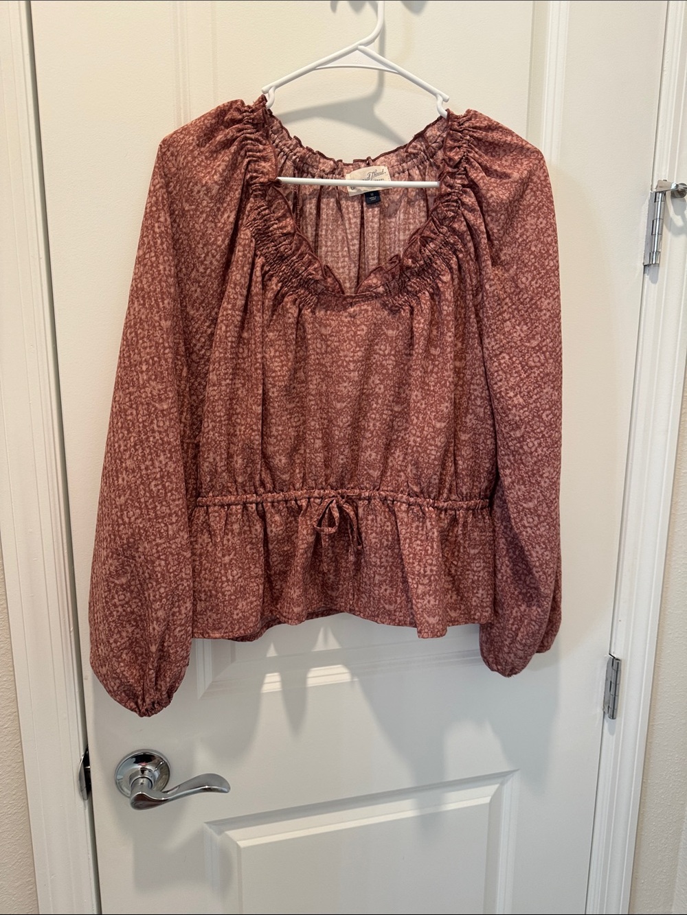 Universal Thread Rust Floral Ruffle-Peplum Blouse